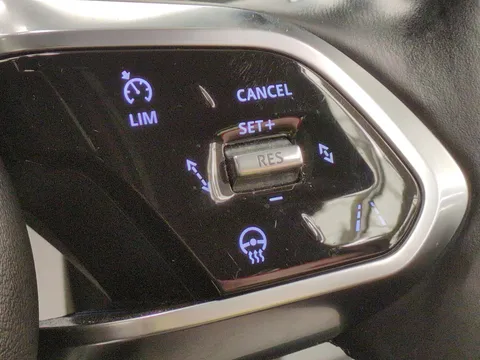 Thumbnail image for the Jaguar I-Pace 400 90kWh HSE Black   4WD