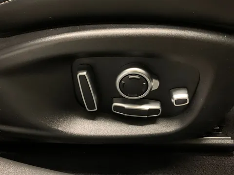Thumbnail image for the Jaguar I-Pace 400 90kWh HSE Black   4WD