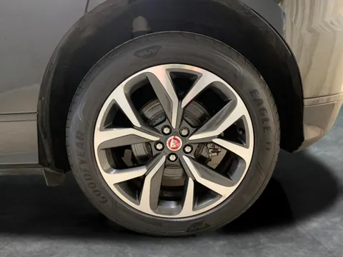 Thumbnail image for the Jaguar I-Pace 400 90kWh HSE Black   4WD