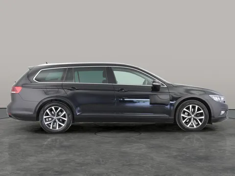 Thumbnail image for the Volkswagen Passat 1.5 TSI EVO SEL   DSG