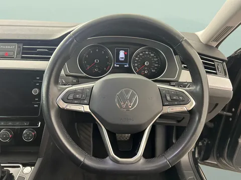 Thumbnail image for the Volkswagen Passat 1.5 TSI EVO SEL   DSG