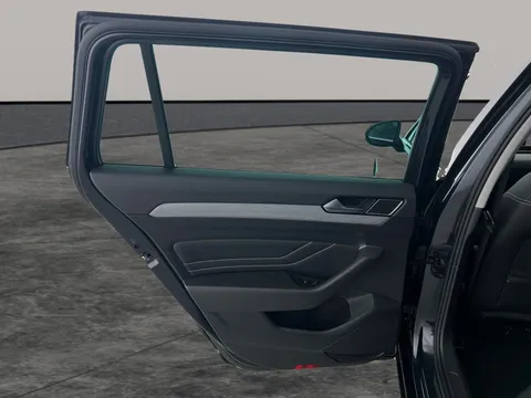 Thumbnail image for the Volkswagen Passat 1.5 TSI EVO SEL   DSG