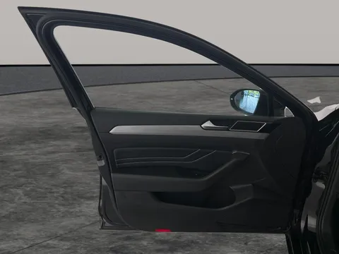 Thumbnail image for the Volkswagen Passat 1.5 TSI EVO SEL   DSG