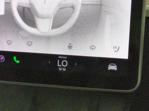 Thumbnail image for the Tesla Model Y SUV  RWD