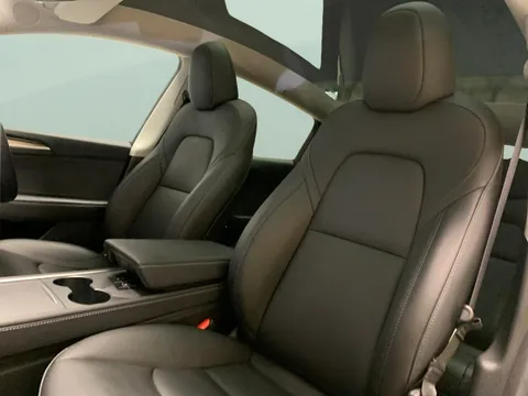 Thumbnail image for the Tesla Model Y SUV  RWD