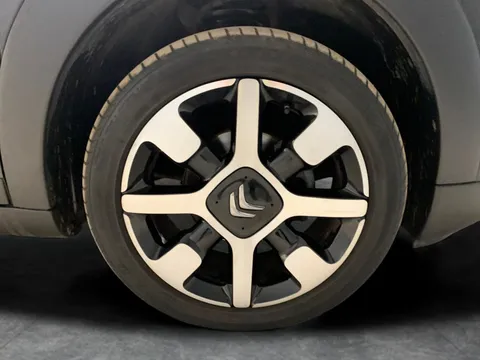 Thumbnail image for the Citroën C4 Cactus 1.2 PureTech GPF Flair