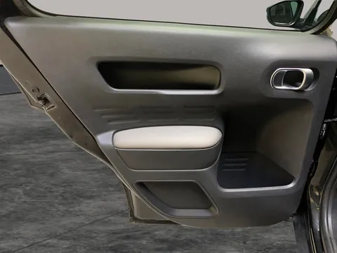 Thumbnail image for the Citroën C4 Cactus 1.2 PureTech GPF Flair