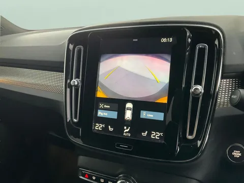 Thumbnail image for the Volvo XC40 1.5h T5 Twin Engine Recharge 10.7kWh R-Design Pro   Plug-in