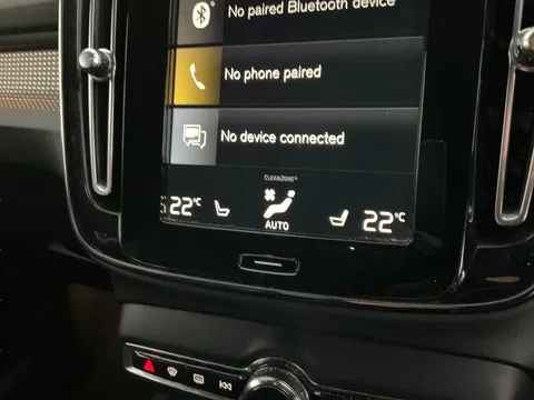 Thumbnail image for the Volvo XC40 1.5h T5 Twin Engine Recharge 10.7kWh R-Design Pro   Plug-in