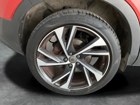 Thumbnail image for the Volvo XC40 1.5h T5 Twin Engine Recharge 10.7kWh R-Design Pro   Plug-in