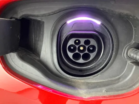 Thumbnail image for the Volvo XC40 1.5h T5 Twin Engine Recharge 10.7kWh R-Design Pro   Plug-in