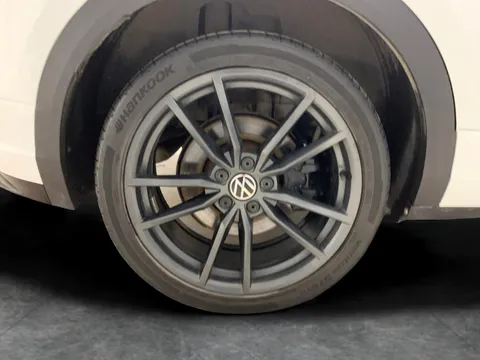 Thumbnail image for the Volkswagen T-Roc 2.0 TSI R   DSG 4Motion