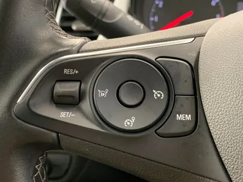 Thumbnail image for the Vauxhall Crossland X 1.2 SRi Nav