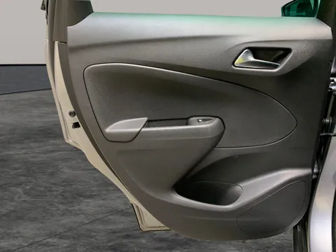Thumbnail image for the Vauxhall Crossland X 1.2 SRi Nav