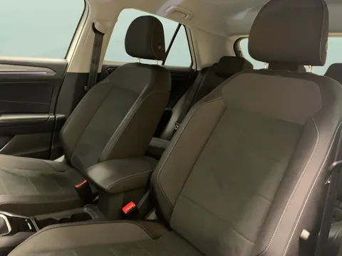 Thumbnail image for the Volkswagen T-Roc 1.5 TSI Style