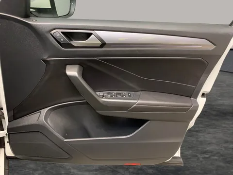Thumbnail image for the Volkswagen T-Roc 1.5 TSI Style