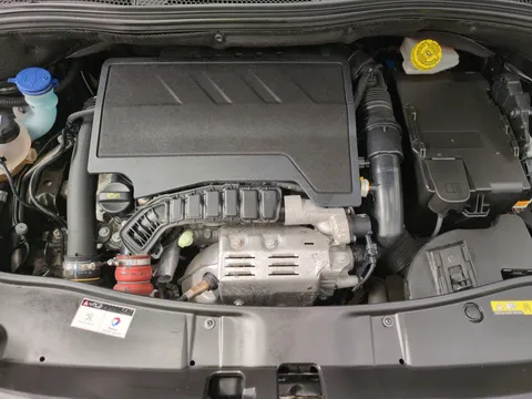 Thumbnail image for the Peugeot 2008 1.2 PureTech GPF GT Line