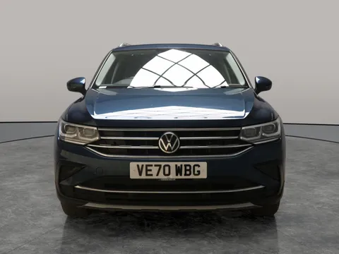 Thumbnail image for the Volkswagen Tiguan 2.0 TDI Elegance   DSG