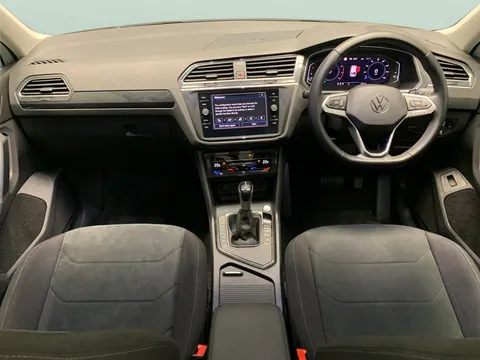 Thumbnail image for the Volkswagen Tiguan 1.5 TSI Elegance   DSG