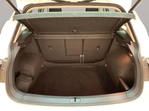 Thumbnail image for the Volkswagen Tiguan 1.5 TSI Elegance   DSG