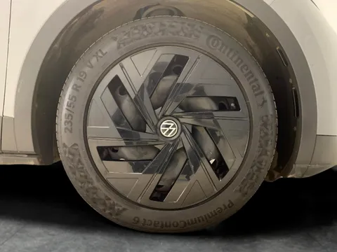 Thumbnail image for the Volkswagen Id.4 Pro Performance 77kWh Life