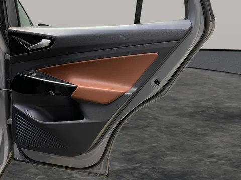 Thumbnail image for the Volkswagen Id.4 Pro Performance 77kWh Life