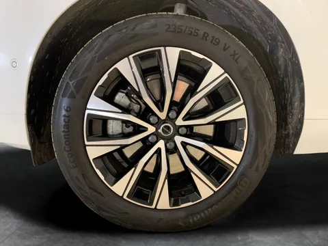Thumbnail image for the Volvo XC60 2.0 B5 MHEV Plus    AWD