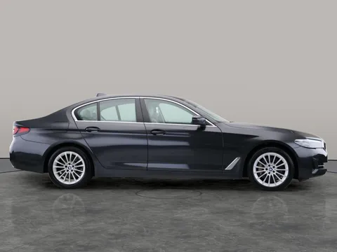 Thumbnail image for the BMW 5 Series 2.0 530e 12kWh SE   Plug-in  Steptronic