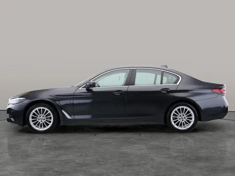 Thumbnail image for the BMW 5 Series 2.0 530e 12kWh SE   Plug-in  Steptronic