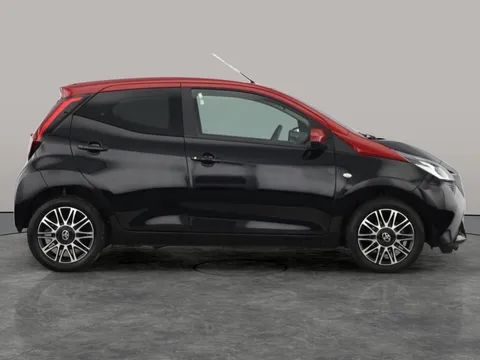 Thumbnail image for the Toyota AYGO 1.0 VVT-i x-clusiv