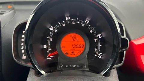 Thumbnail image for the Toyota AYGO 1.0 VVT-i x-clusiv