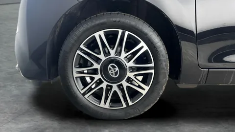 Thumbnail image for the Toyota AYGO 1.0 VVT-i x-clusiv