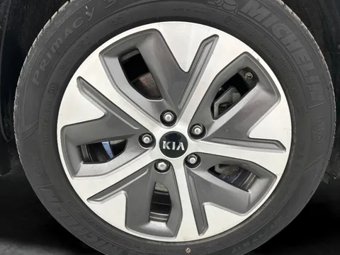Thumbnail image for the Kia Niro 64kWh 4+