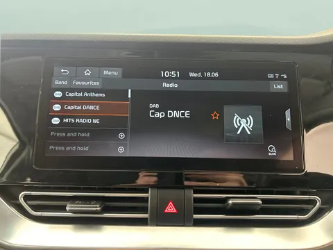 Thumbnail image for the Kia Niro 64kWh 4+