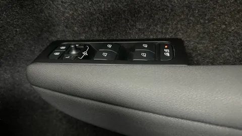 Thumbnail image for the Volvo XC40 Recharge Twin 78kWh Plus   AWD