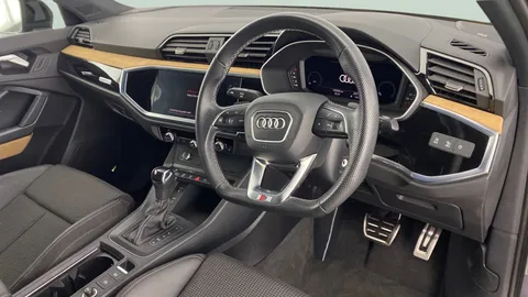 Thumbnail image for the Audi Q3 1.5 TFSI CoD 35 Black Edition Sportback  S Tronic