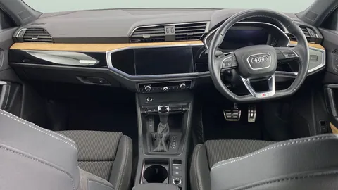 Thumbnail image for the Audi Q3 1.5 TFSI CoD 35 Black Edition Sportback  S Tronic