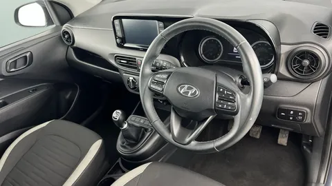 Thumbnail image for the Hyundai i10 1.0 SE Connect