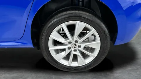 Thumbnail image for the Škoda Kamiq 1.0 TSI SE Drive