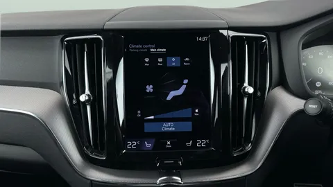 Thumbnail image for the Volvo XC60 2.0 B5 MHEV R-Design