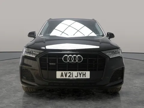 Thumbnail image for the Audi Q7 3.0 TFSIe V6 55 Black Edition   Plug-in  Tiptronic quattro   17.9kWh