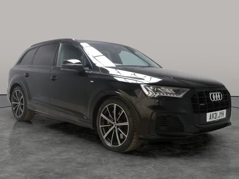 Thumbnail image for the Audi Q7 3.0 TFSIe V6 55 Black Edition   Plug-in  Tiptronic quattro   17.9kWh