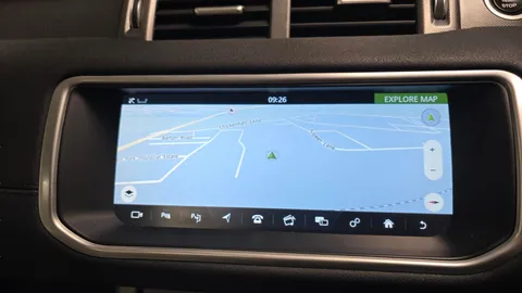 Thumbnail image for the Land Rover Range Rover Evoque 2.0 TD4 HSE Dynamic   4WD