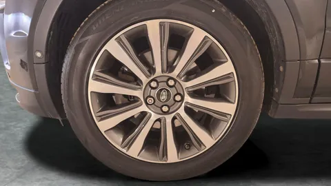 Thumbnail image for the Land Rover Range Rover Evoque 2.0 TD4 HSE Dynamic   4WD