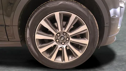 Thumbnail image for the Land Rover Range Rover Evoque 2.0 TD4 HSE Dynamic   4WD
