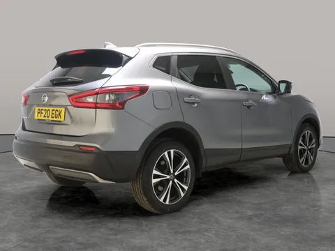 Thumbnail image for the Nissan Qashqai 1.3 DIG-T N-Connecta