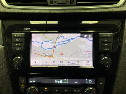 Thumbnail image for the Nissan Qashqai 1.3 DIG-T N-Connecta