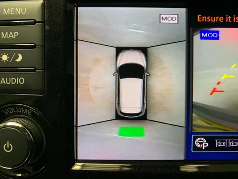 Thumbnail image for the Nissan Qashqai 1.3 DIG-T N-Connecta