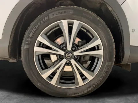 Thumbnail image for the Nissan Qashqai 1.3 DIG-T N-Connecta