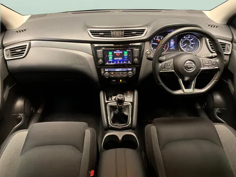 Thumbnail image for the Nissan Qashqai 1.3 DIG-T N-Connecta
